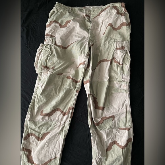 VINTAGE MILITARY OFFICIAL (REAL) seen some action Desert Camo Fatigue Pants - Picture 1 of 16